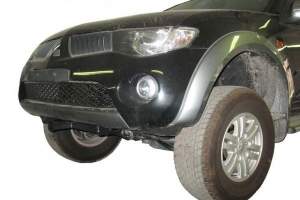 Фаркоп MITSUBISHI L200 передний 2006 г. Фаркоп MITSUBISHI L200 передний 2006 г.